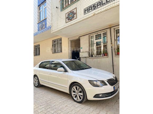 Sahibinden Skoda SuperB 1.6 TDI Elegance 2014 Model 