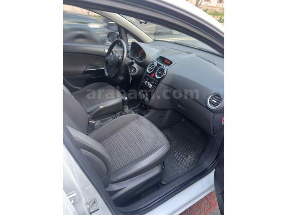 Sahibinden Opel Corsa 1.4 Twinport Active 2014 Model 