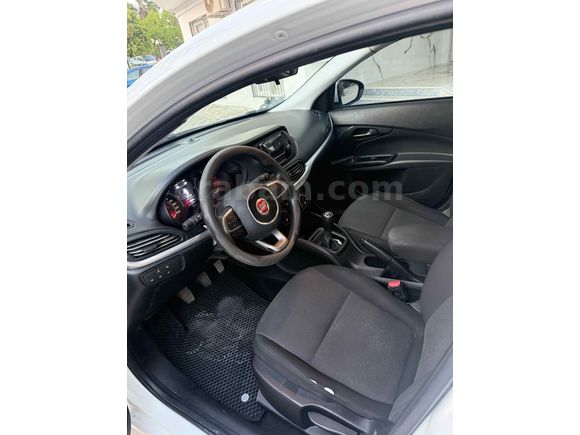 Sahibinden bakımlı Fiat Egea 1.3 Multijet Easy 2020 Model 