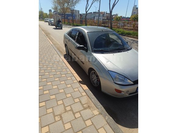 Sahibinden Ford Focus 2.0 Ghia 2000 Model