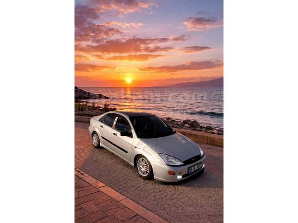 Sahibinden Ford Focus 2.0 Ghia 2000 Model