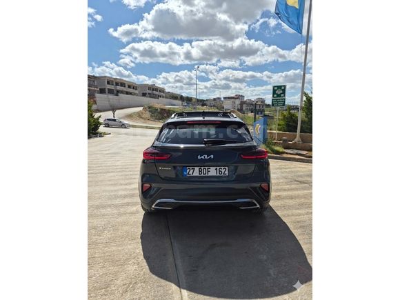 Sahibinden Kia XCeed 1.5 T-GDI Elegance 2025 Model