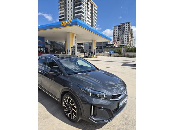 Sahibinden Kia XCeed 1.5 T-GDI Elegance 2025 Model