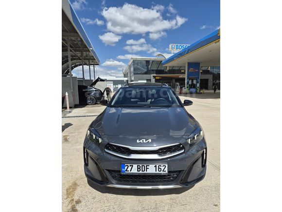 Sahibinden Kia XCeed 1.5 T-GDI Elegance 2025 Model