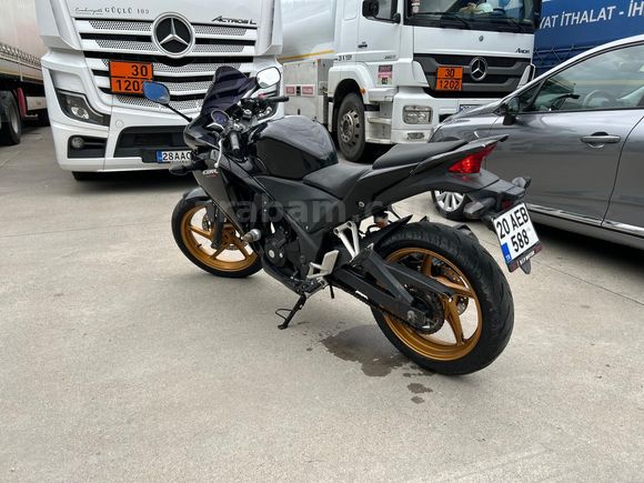 Diyetisyenden Honda CBR 250 R