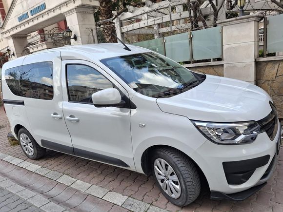 Sahibinden Renault Express 1.5 BlueDCI Joy 2021 Model  80.000 km Beyaz