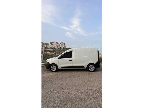 Sahibinden Renault Express Van 1.5 BlueDCI Joy 2023 Model 