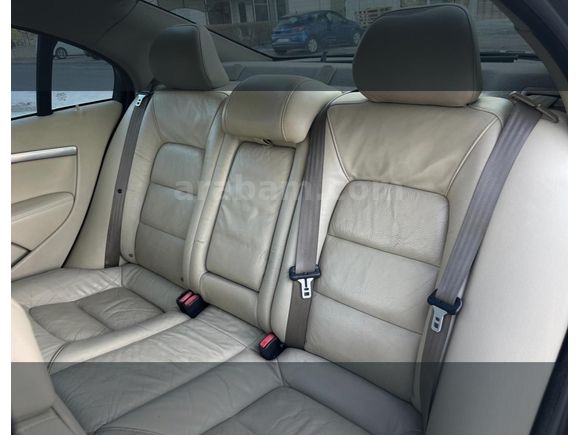 Sahibinden Volvo S80 1.6 D 2011 Model  292.000 km Siyah
