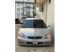 Galeriden Honda Civic 1.6 i ES 2000 Model Antalya
