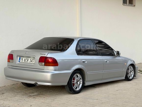 Galeriden Honda Civic 1.6 i ES 2000 Model Antalya