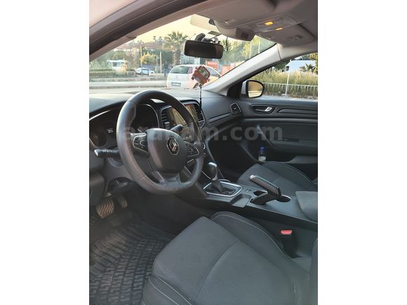 Sahibinden Renault Megane 1.5 Blue DCI Joy 2020 Model