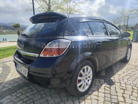 Sahibinden Opel Astra 1.3 CDTI Essentia Konfor 2011 Model  239.000 km Siyah