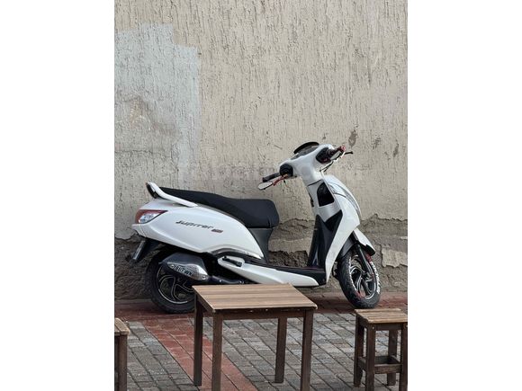 Acillll Jüpiter 125