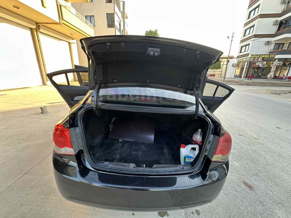 Sahibinden Chevrolet Cruze 1.6 LS Plus 2011 Model 