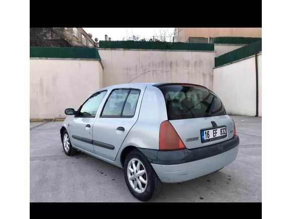 Sahibinden Renault Clio 1.6 RXT 2000 Model