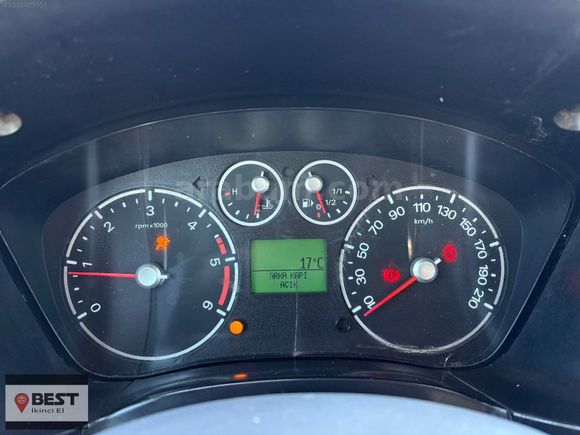 BEST 2.EL'DEN FORD TRANSİT CONNECT 1.8 TDDI T220 S LX (2011)