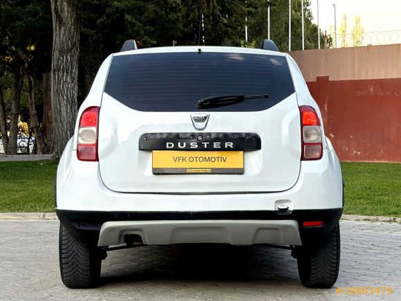 HATASIZ 4X4 DACIA DUSTER 1.5 DCI LAUREATE 2017 MODEL TEMİZ ! ! !