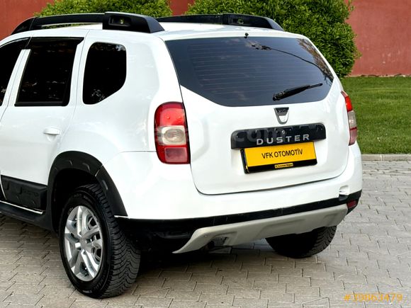 HATASIZ 4X4 DACIA DUSTER 1.5 DCI LAUREATE 2017 MODEL TEMİZ ! ! !