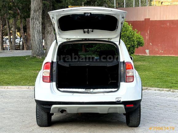 HATASIZ 4X4 DACIA DUSTER 1.5 DCI LAUREATE 2017 MODEL TEMİZ ! ! !