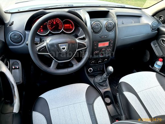 HATASIZ 4X4 DACIA DUSTER 1.5 DCI LAUREATE 2017 MODEL TEMİZ ! ! !
