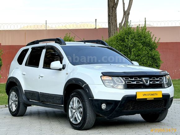 HATASIZ 4X4 DACIA DUSTER 1.5 DCI LAUREATE 2017 MODEL TEMİZ ! ! !