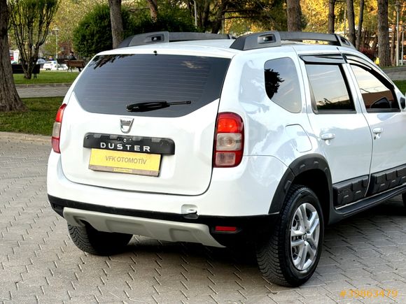 HATASIZ 4X4 DACIA DUSTER 1.5 DCI LAUREATE 2017 MODEL TEMİZ ! ! !
