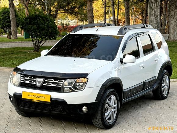 HATASIZ 4X4 DACIA DUSTER 1.5 DCI LAUREATE 2017 MODEL TEMİZ ! ! !