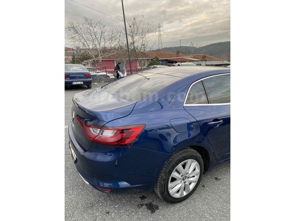 Sahibinden Renault Megane 1.3 TCe Joy 2021 Model 