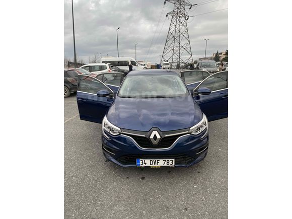 Sahibinden Renault Megane 1.3 TCe Joy 2021 Model 