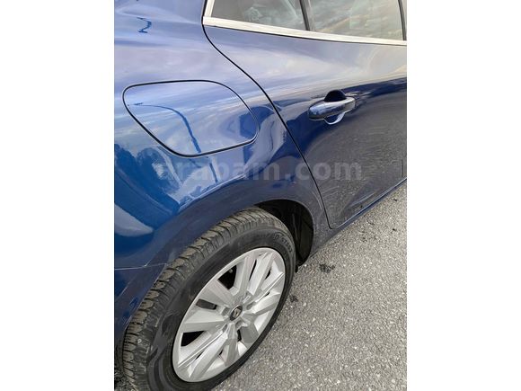 Sahibinden Renault Megane 1.3 TCe Joy 2021 Model 