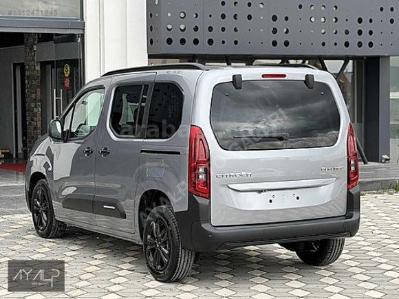 2026 0 km BERLİNGO 1.5 BLUEHDI MAX EAT8