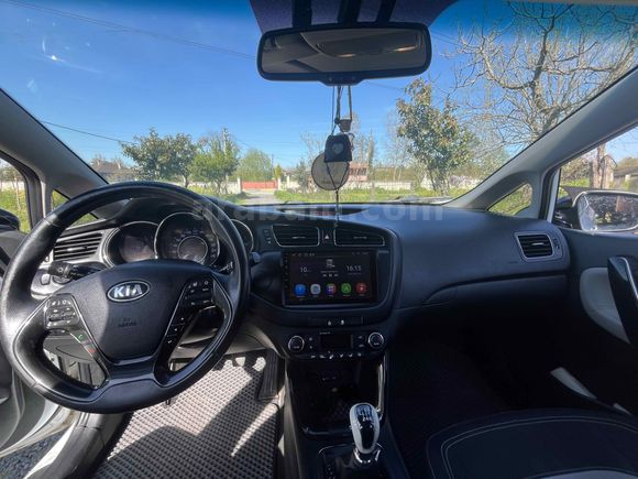 Sahibinden Kia Ceed 1.6 CRDi Concept Plus 2014 Model 