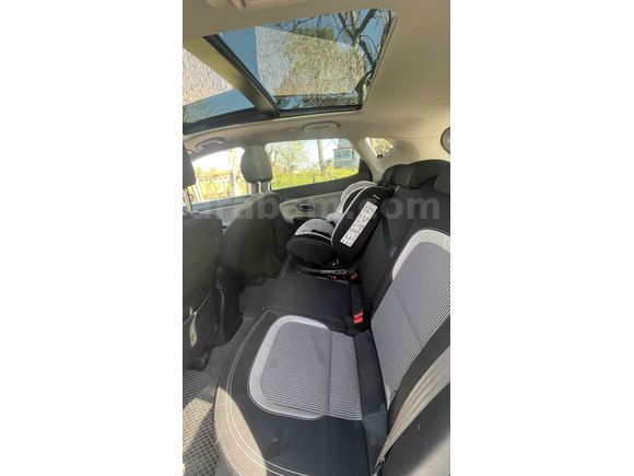 Sahibinden Kia Ceed 1.6 CRDi Concept Plus 2014 Model 