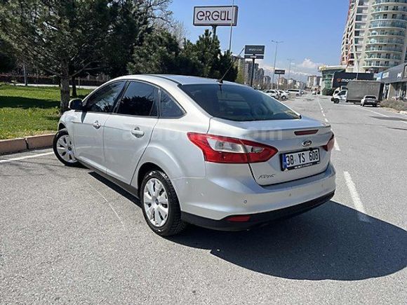 MOTORU SÜPER DERİ ISITMALI KOLTUKLAR
