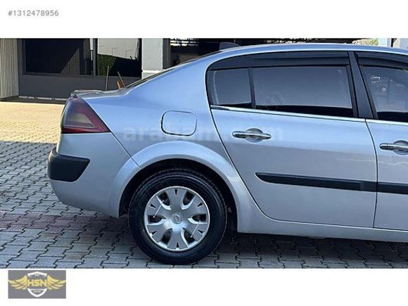 HSN MOTORS'tan KUSURSUZ TEMİZLİKTE MEGANE