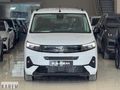 2026 MODEL SIFIR KM OPEL COMBO ESSENTİAL YÜKSEK ORTA KONSOLLU