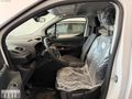 2026 MODEL SIFIR KM OPEL COMBO ESSENTİAL YÜKSEK ORTA KONSOLLU