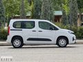 2026 MODEL SIFIR KM OPEL COMBO ESSENTİAL YÜKSEK ORTA KONSOLLU