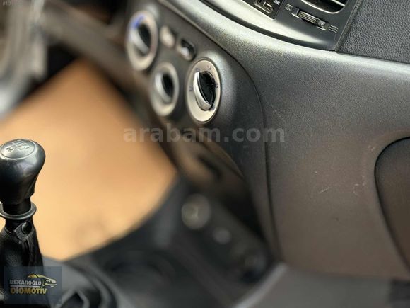 2011 ACCENT ERA 1.4 TEAM ESP'Lİ 133.000 KM'DE CAM GİBİ