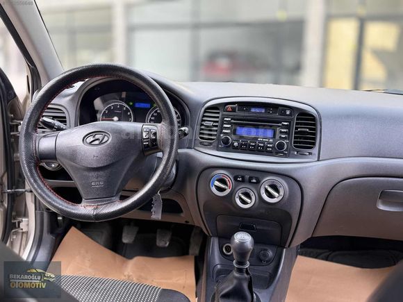 2011 ACCENT ERA 1.4 TEAM ESP'Lİ 133.000 KM'DE CAM GİBİ