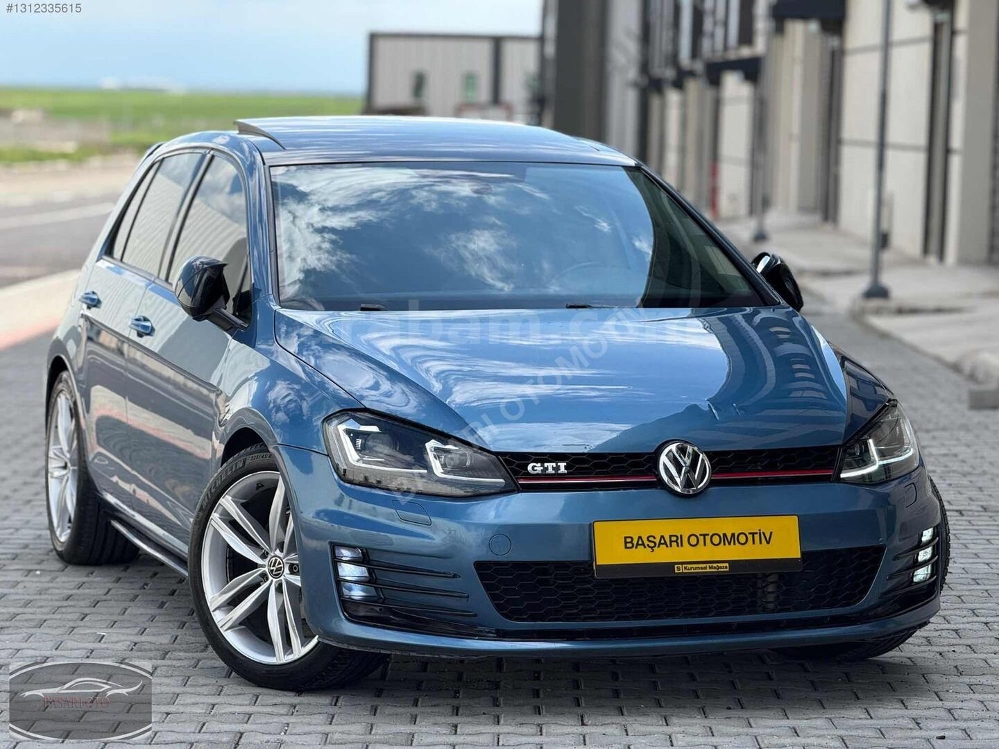 Galeriden Volkswagen Golf 1.6 TDi BlueMotion Comfortline 2015 Model Diyarbakır 215.000 km Mavi 2