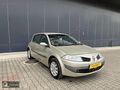 ZEKİ OTOMOTİV İNEGÖL'DEN 2006 YAKIT CİMRİSİ MEGANE