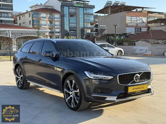 Hatasız boyasız 2021 model araç full ppf kaplıdır