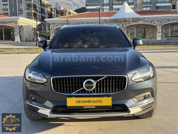 Hatasız boyasız 2021 model araç full ppf kaplıdır