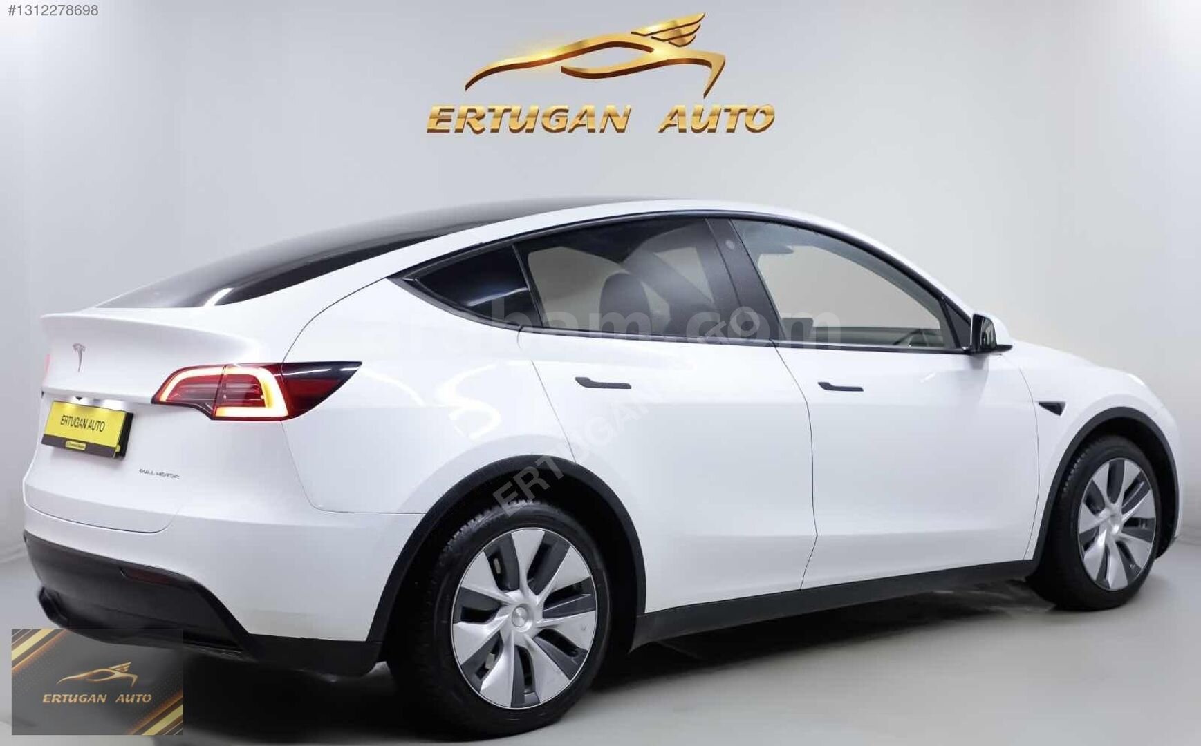 Galeriden Tesla Model Y Long Range AWD 2023 Model İstanbul 125.000 km Beyaz 6