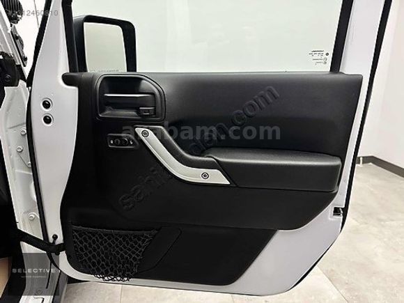 SELECTIVE-2016 JEEP WRANGLER RUBİCON BAYİ HATASIZ 2.8 CRD 4x4