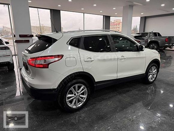 2016 QASHQAİ 1.2 DIG-T SKY PACK CAM TAVAN 84.000 KM'DE HATASIZ.