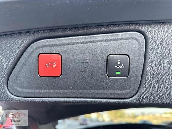 2020 MODEL 3008 1.5 ALLURE SELECTİON 45 BİN KM'DE HATASIZ