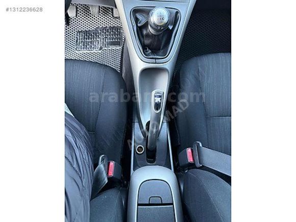 AUTO MAD 2009 TOYOTA AURİS BLUE BAKIMLI 2. SAHİP