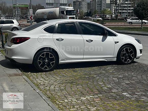 2013 MODEL OPEL ASTRA 1.4 T COSMO LPG Lİ 157.000 KM DE SEDAN